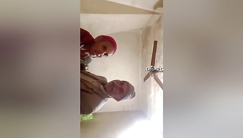 Today Exclusive-desi Mature Cpl Romance And Boobs Pressing