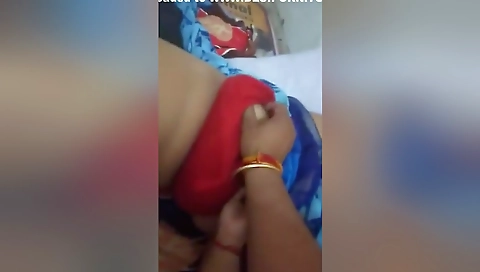 Today Exclusive- Desi Bhabhi Handjob And Boob Pressing