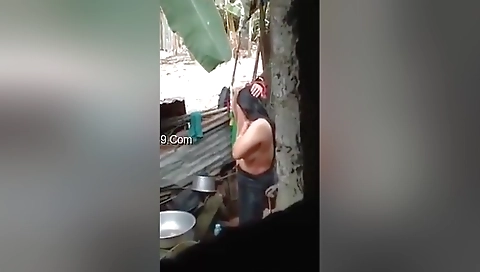 Today Exclusive- Boudi Outdoor Bathing Record In