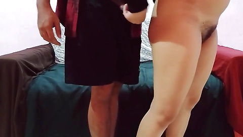 Fuck My Best Friend Elder Step sister Big Ass In Her House On Sofa When