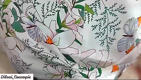 With Very Wife In Kitchen ගෙදර කව්රුවත් නැතිවෙලාවේ හොර මිනිහ එක්ක කුස්සියෙ