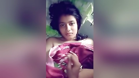 Nude Sexy Desi Wife Body Parts Explored On Cam