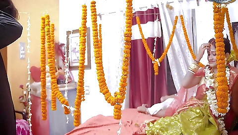 02 Newly Married Wife With Her Boy Friend Hardcore Fuck In Front Of Her Husband ( Hindi Audio )