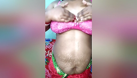 Payal Ki Hot Oil Boob Massage