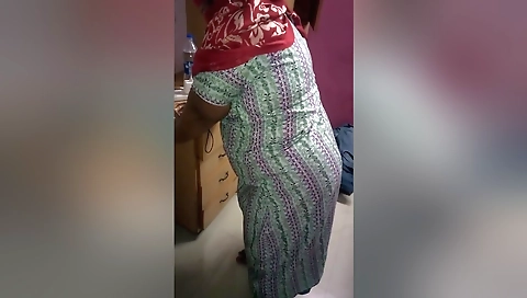 Coimbatore Chubby Akka Pussy Massage And Big Boobs