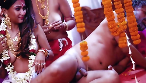 Tharki Burha Nikala Suhagraat Manane Apne teen 18+ Nai Nawali Biwiyon Ke Sath Aur Kia Kand ( Hindi Audio )