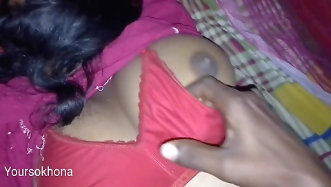 Bhabhi Soi Hui Thi Book Ka Milk Nikala Bahut Maja Aaya