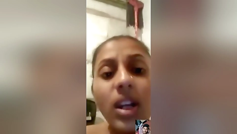 Today Exclusive-desi Girl Shows Her Boobs And Pussy To Lover On Vc