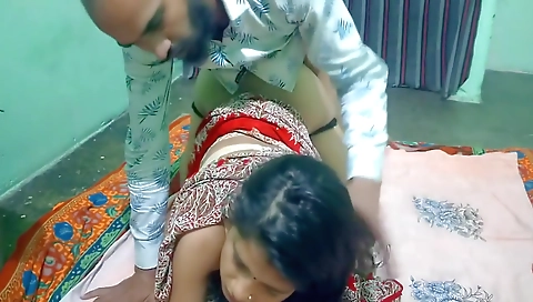 Desi Amma Ki Saree Utar Kar Nangha Kiya Aur Zabardast Choda