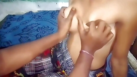 Payal Bhabhi Ne Devar Ke Muh Me Moot Diya Ka Romantic Video Padosan Bhabhi Ne Devar Ko Choot Chatayi Your Payal - Devar Bhabhi