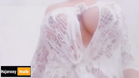 بزازلي مقيمين شدهم ليا احبي بيديك و خشي زبك كولو بين صدري بغيتك تحويني بزبك منو