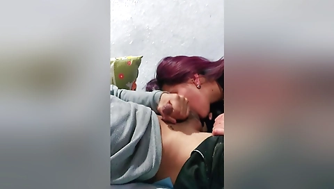 اجد حبيبي وحده واعطيه اللسان جيدا