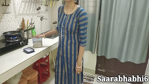 Indian Husband Ne Kitchen Main Biwi Ko Jabardasti Khich Ke Choda