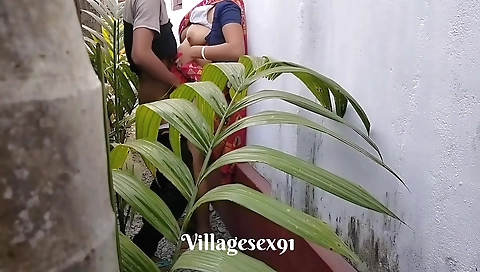 House Garden Clining Time Sex A Bengali Wife With Saree In Outdoor ( Official Video By Villagesex91)