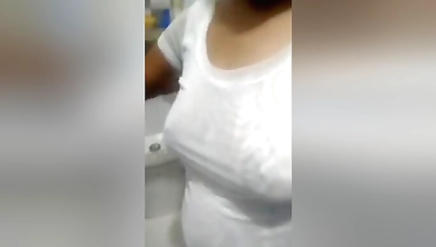 Priya Hot Body Show