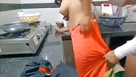 Desiwifeswap Desi Bhabhi Enjoying Sex With Husband During Cooking