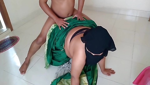 Rahul Desi Naukrani Ko Jabardasti Choda (indian Sexy Maid Fucked While Cleaning House) Hindi Mast Coda Cudi - Cum Behind